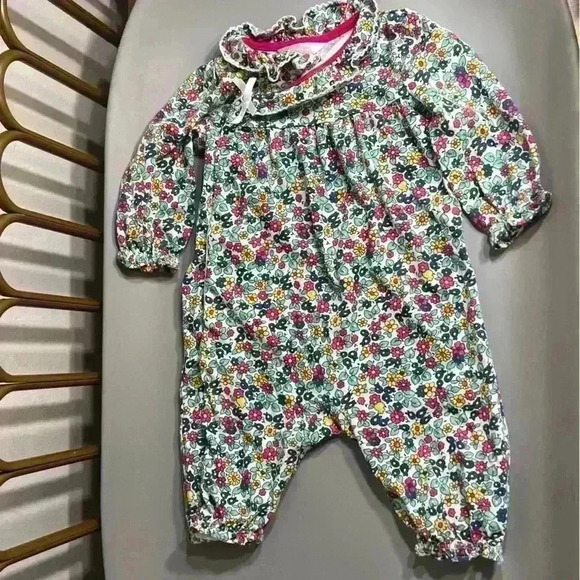 Chaps baby girl 100% cotton floral ruffled collared snap button romper no flaws - Picture 1 of 4